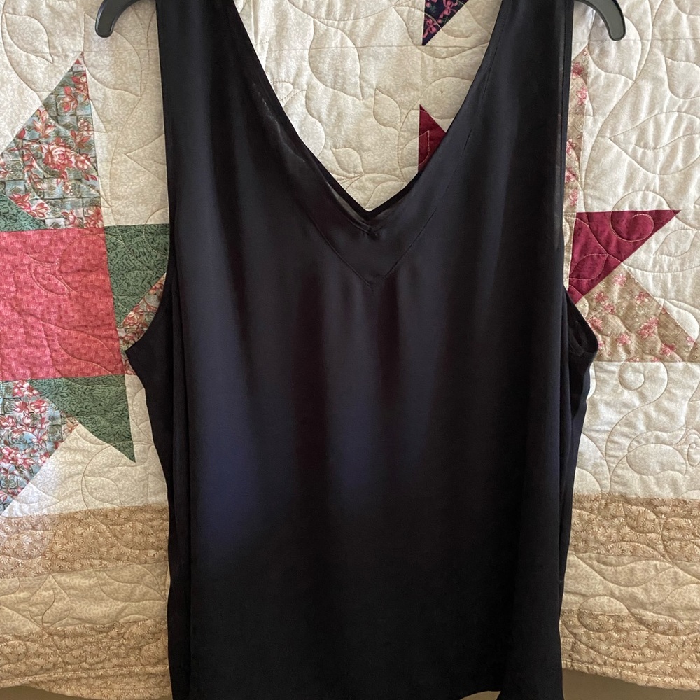 Very attractive Black Top